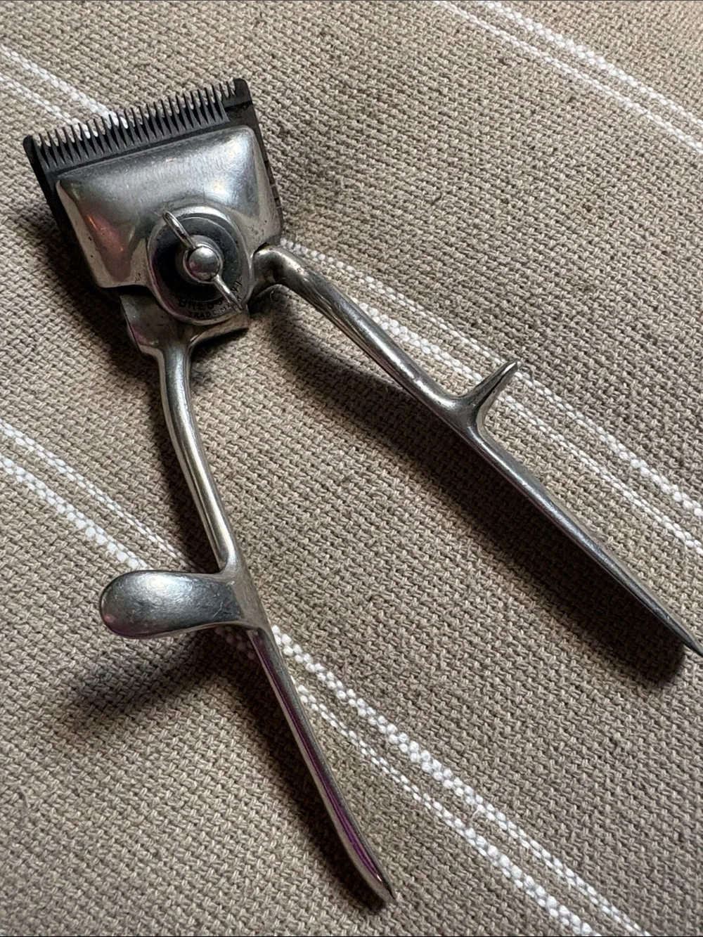Vintage Brown & Sharpe Hand Hair Clippers, made in the USA, Antique Barber